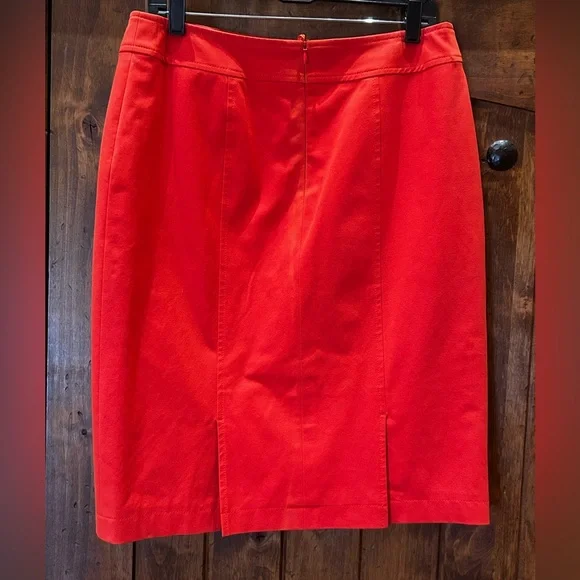 Escada Coral Pencil Skirt - Picture 2 of 6